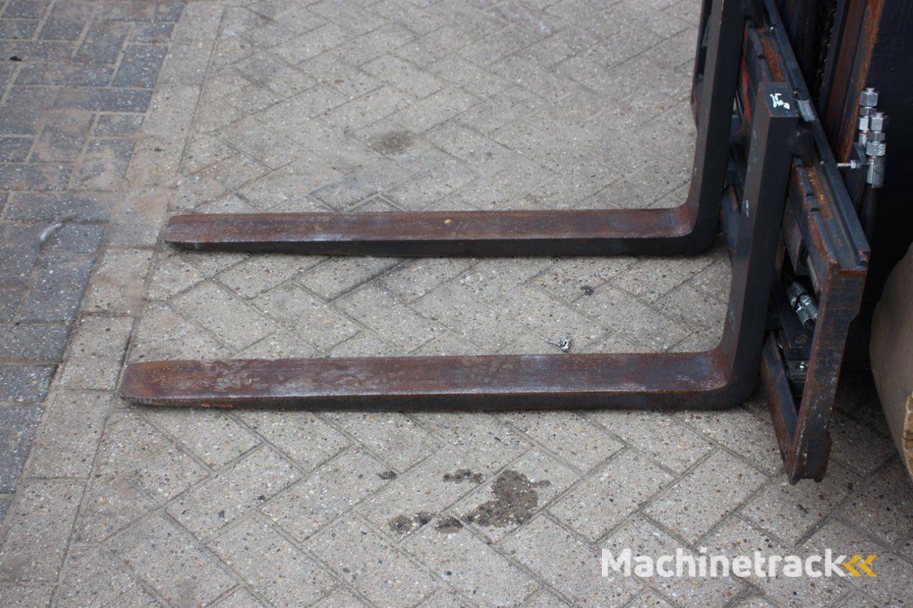 Gabelstapler Linde H25T LPG 2500kg 2010