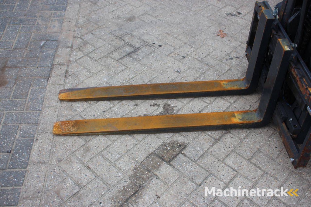 Gabelstapler Linde H18T-01 LPG 1800kg 2012