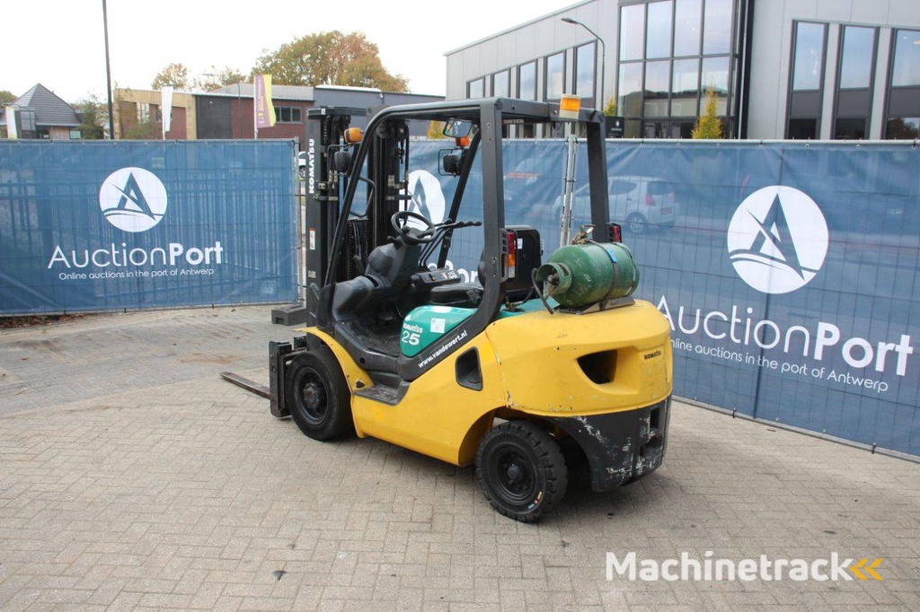 Forklift Komatsu FG25HT-16 LPG 2100kg 4.7m 2008