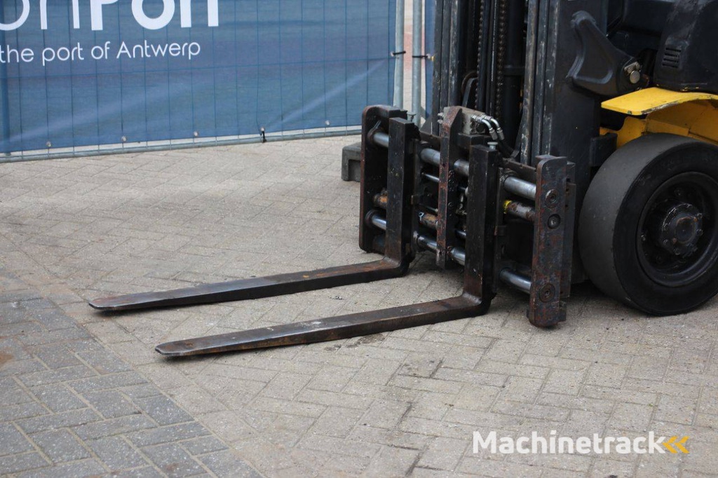 Forklift Komatsu FG25HT-16 LPG 2100kg 4.7m 2008