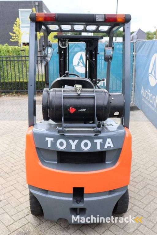 Forklift Toyota 02-8FGF18 LPG 1550kg 4.3m 2008