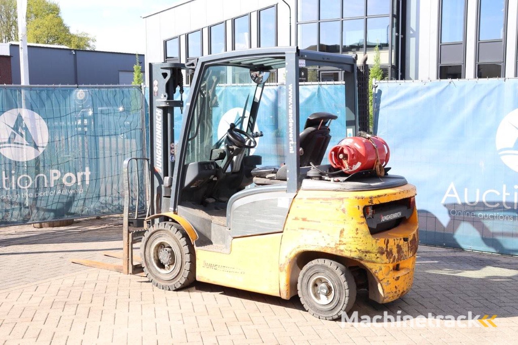 Forklift Jungheinrich TFG 425 LPG 2500kg 4.0m 2014