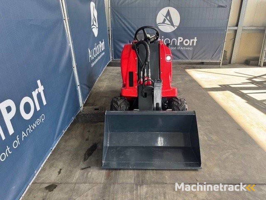 Skid steer loader NM-SLD280 Diesel 13.6kW 2025