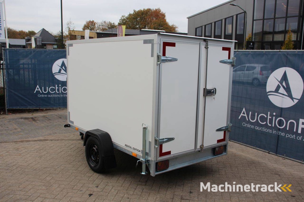 Closed trailer VDM Trailers 260x150cm 2025 New