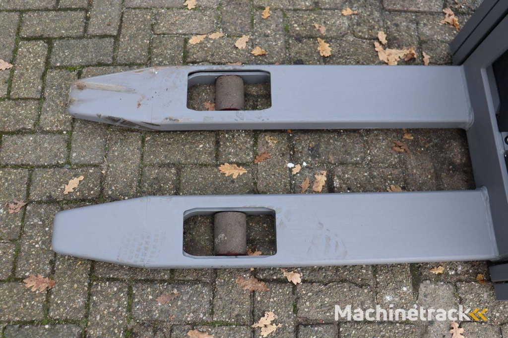 Stacker Jungheinrich EJC 112 Electric 1200kg 2016