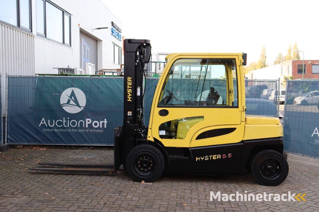 Hyster J5.5XN6 Electric Forklift 3970kg 5m 2019