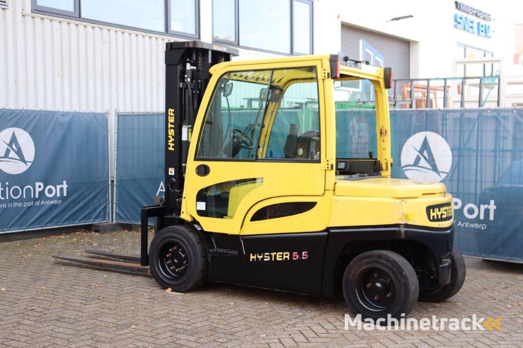 Hyster J5.5XN6 Electric Forklift 3970kg 5m 2019