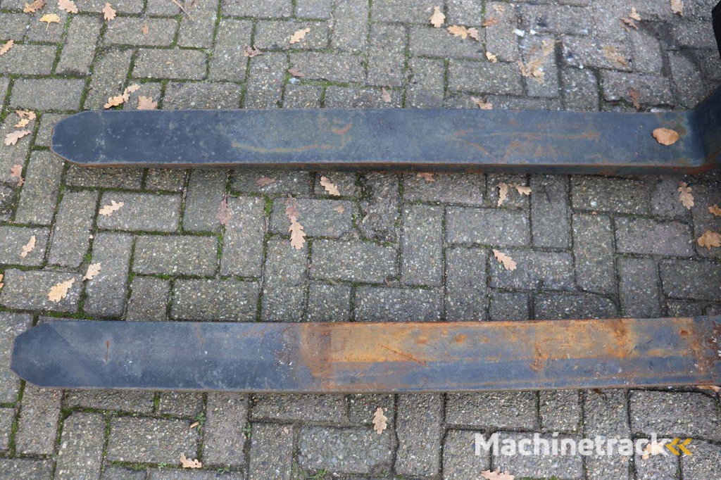 Hyster J5.5XN6 Electric Forklift 3970kg 5m 2019