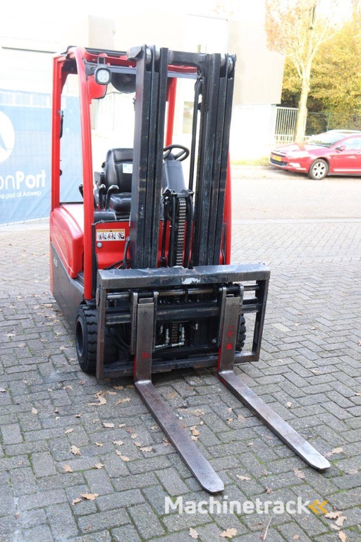 Hyster J2.0XNT MWB Electric Forklift 1520kg 4.6m 2013