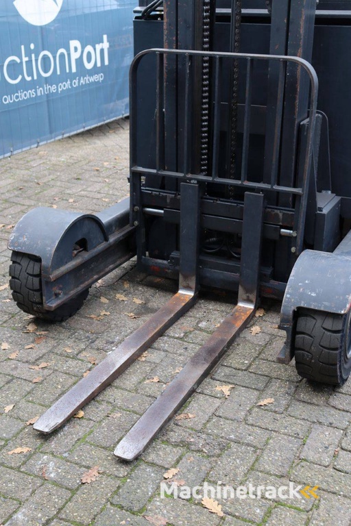 Reach truck Linde R14G-12 Electric 1400kg 2010