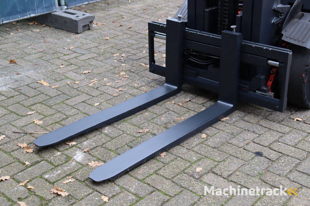 Forklift Linde E25-02 Electric 2500kg 2002