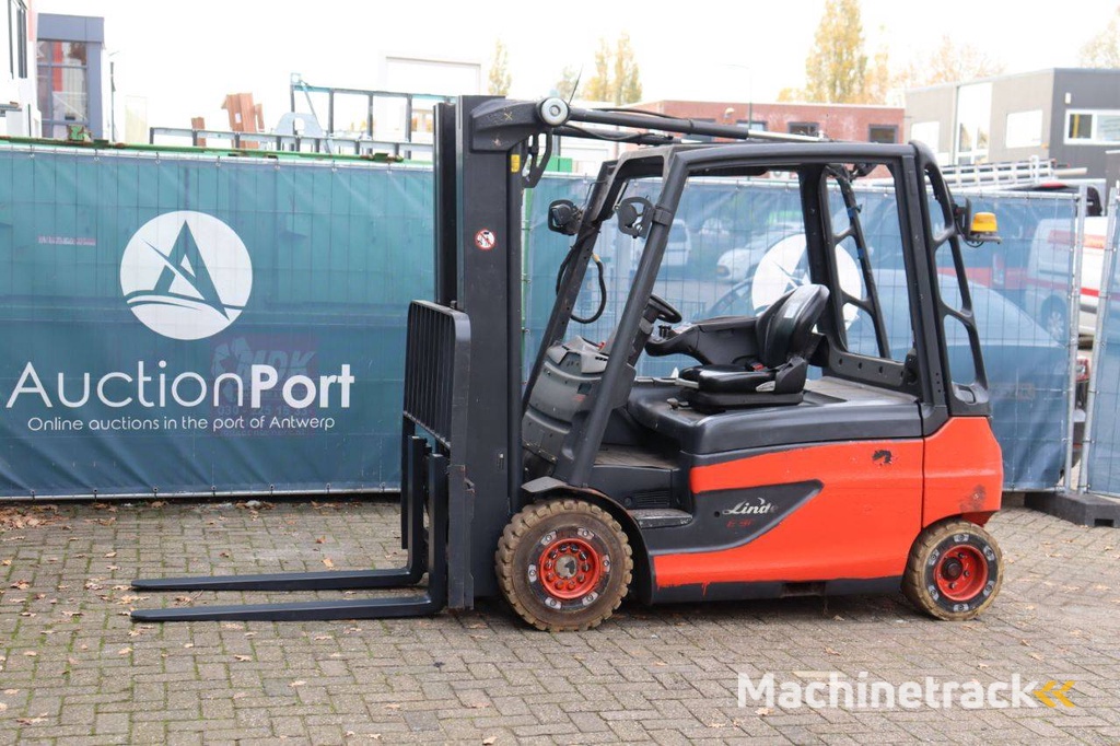 Heftruck Linde E30 Elektrisch 3000kg 2014