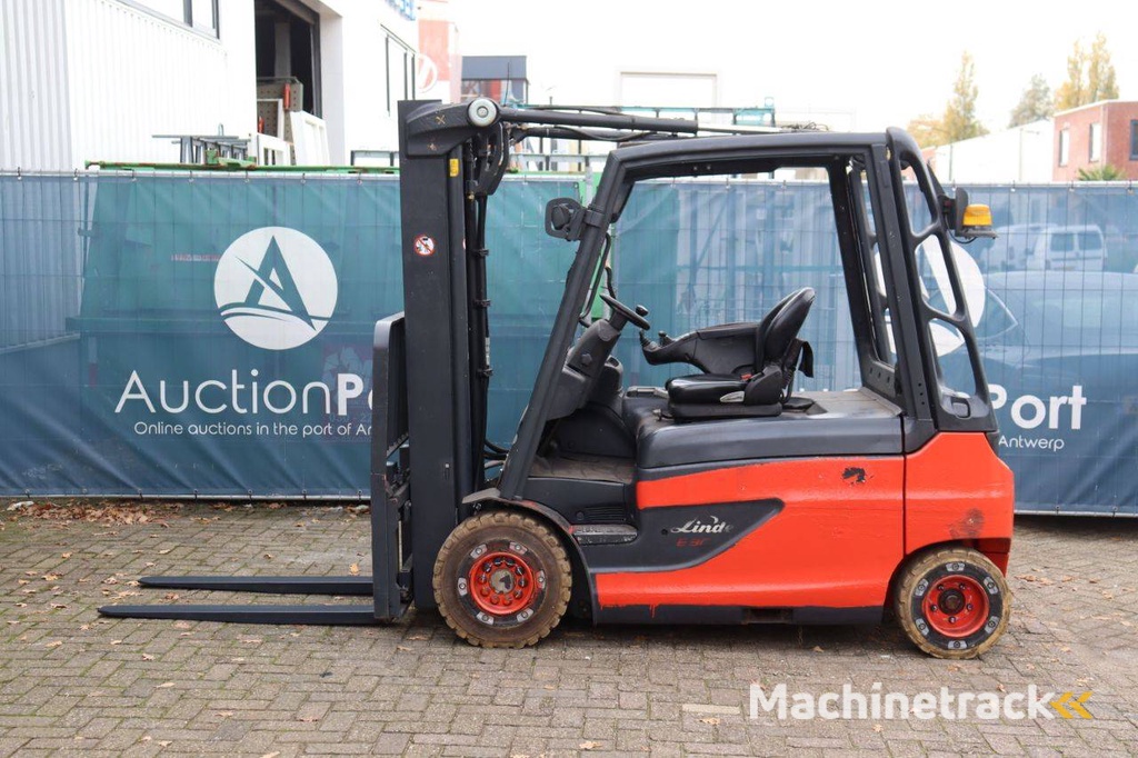 Heftruck Linde E30 Elektrisch 3000kg 2014