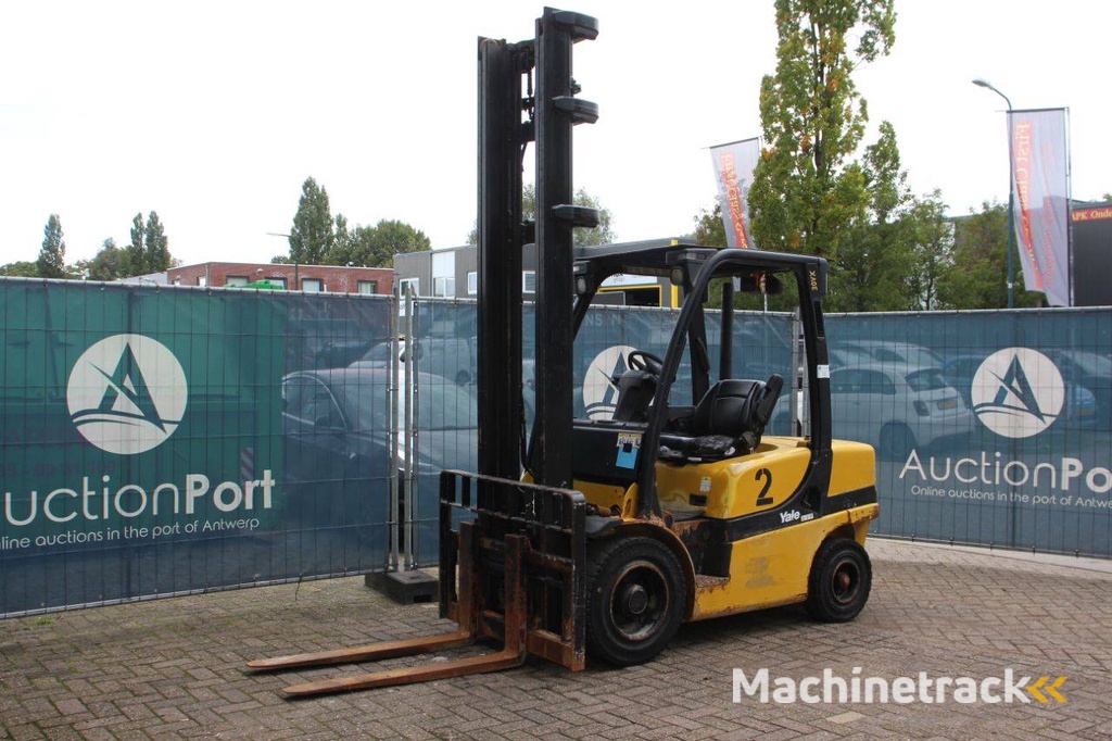 Heftruck Yale GDP30VX E2345 Diesel 2720kg 4.91m 2010
