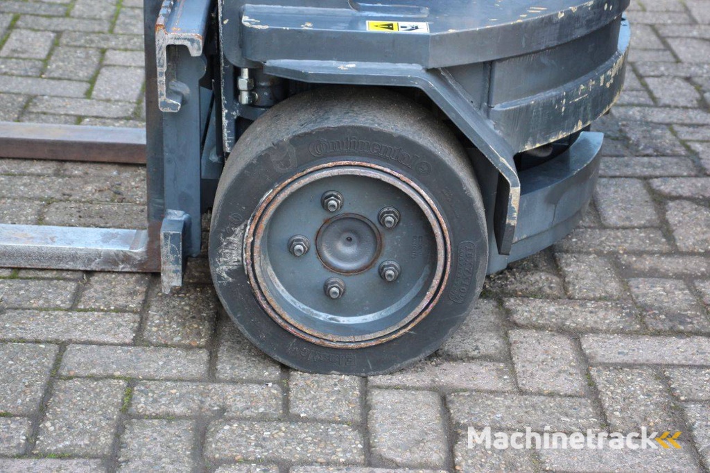 Heftruck Combilift 20S LPG 2000kg 6.8m 2014