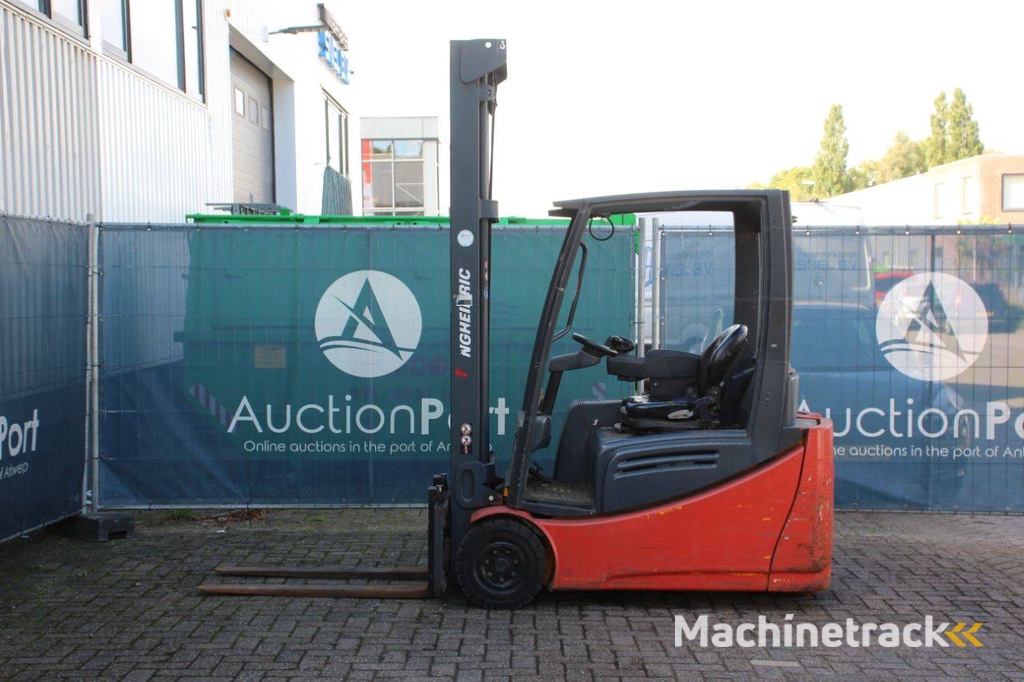 Heftruck Jungheinrich EFG216 Elektrisch 1600kg 4.5m