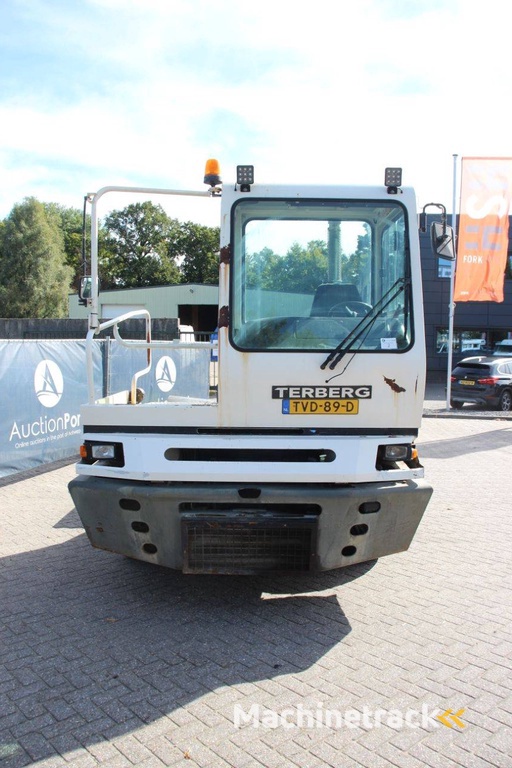 Terminal Trekker Terberg YT222 Diesel 225pk 2012