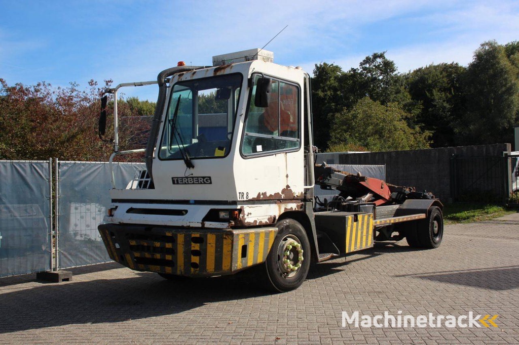 Terminal Tractor Terberg YT222 Diesel 222hp 2008
