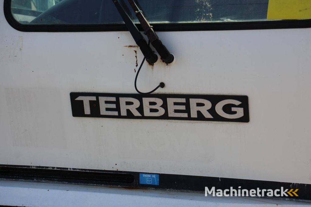 Terminal Tractor Terberg YT222 Diesel 222hp 2008