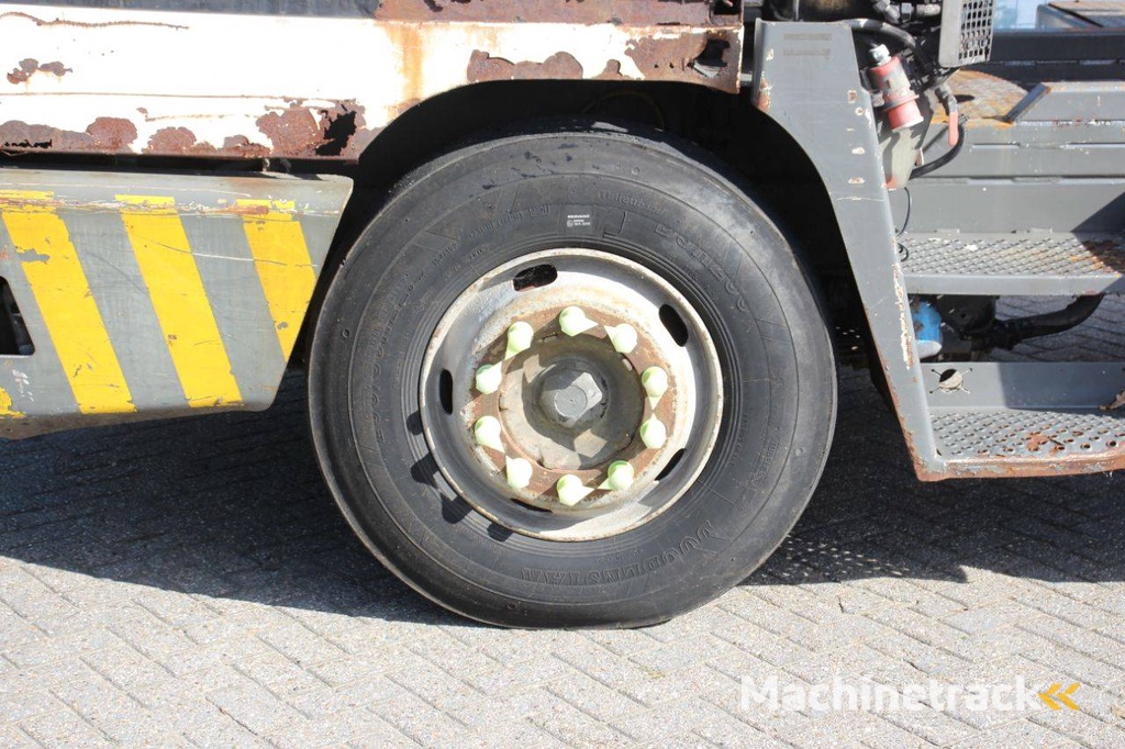 Terminal Tractor Terberg YT222 Diesel 222hp 2008