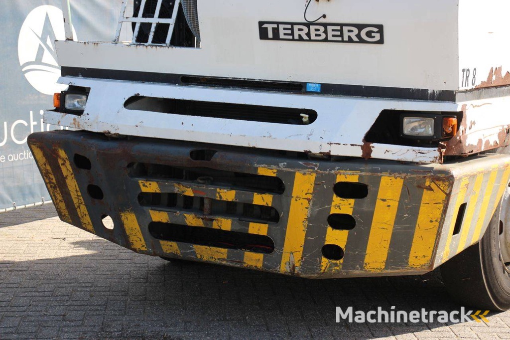 Terminal Tractor Terberg YT222 Diesel 222hp 2008