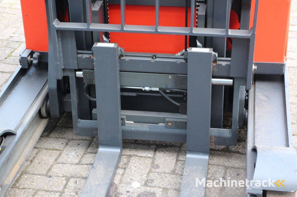 Reachtruck Linde R14B-01 Elektrisch 1400kg 7.8m 2017