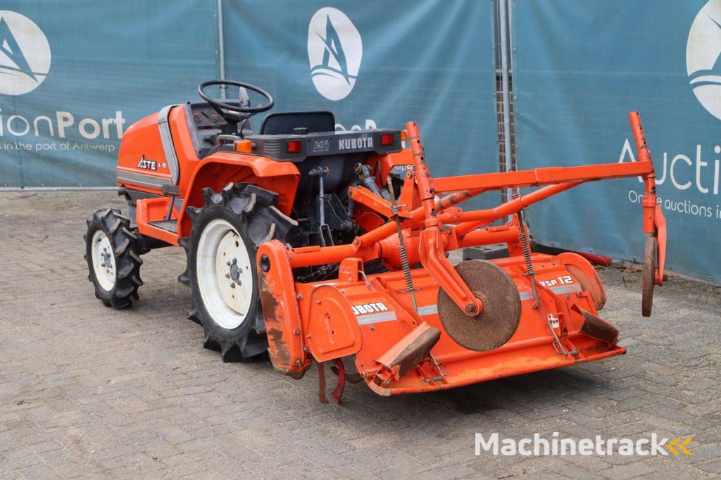 Minitractor Kubota A-15 Diesel 15pk met grondfrees