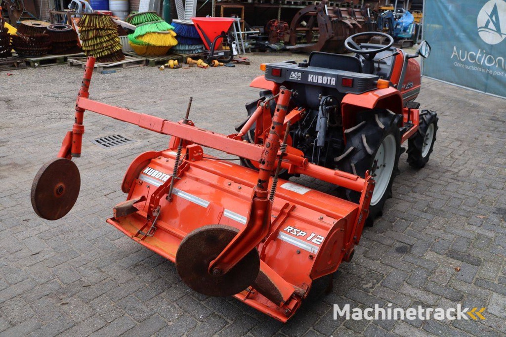 Minitractor Kubota A-15 Diesel 15pk met grondfrees