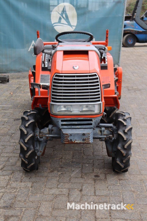 Minitractor Kubota A-15 Diesel 15pk met grondfrees