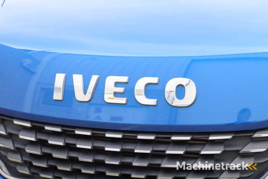 Iveco Daily 35-180 Hi-Matic Diesel 2020 met Laadbak