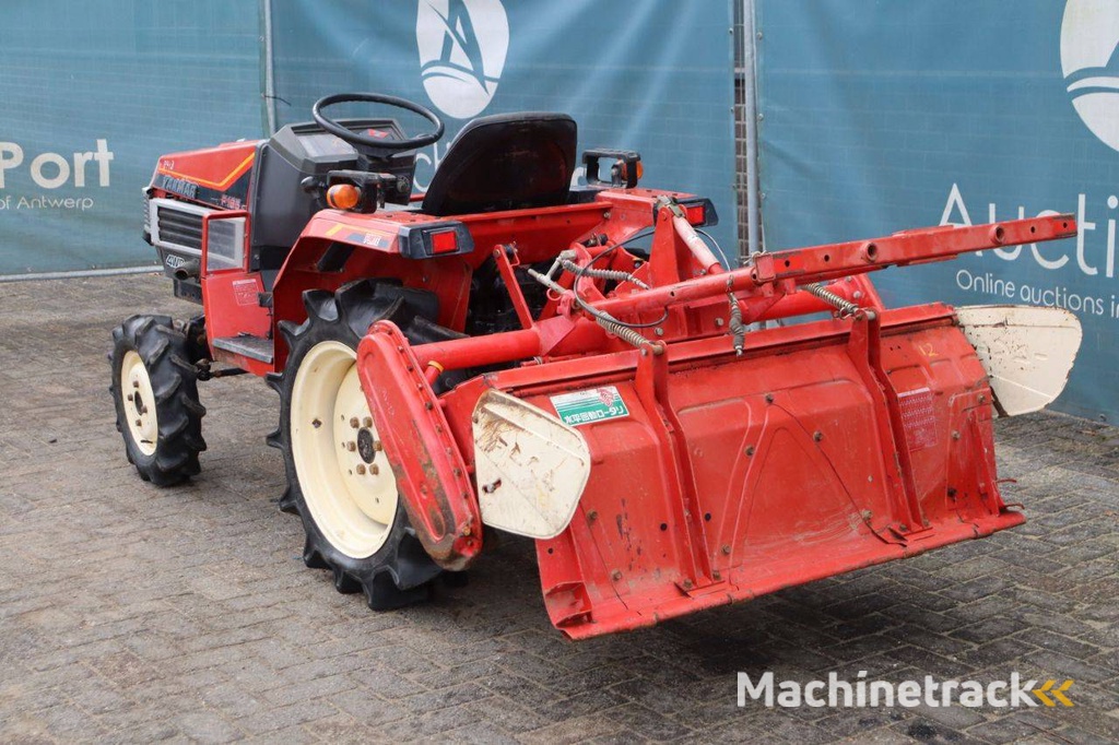 Minitractor Yanmar F165 Diesel 16pk met grondfrees
