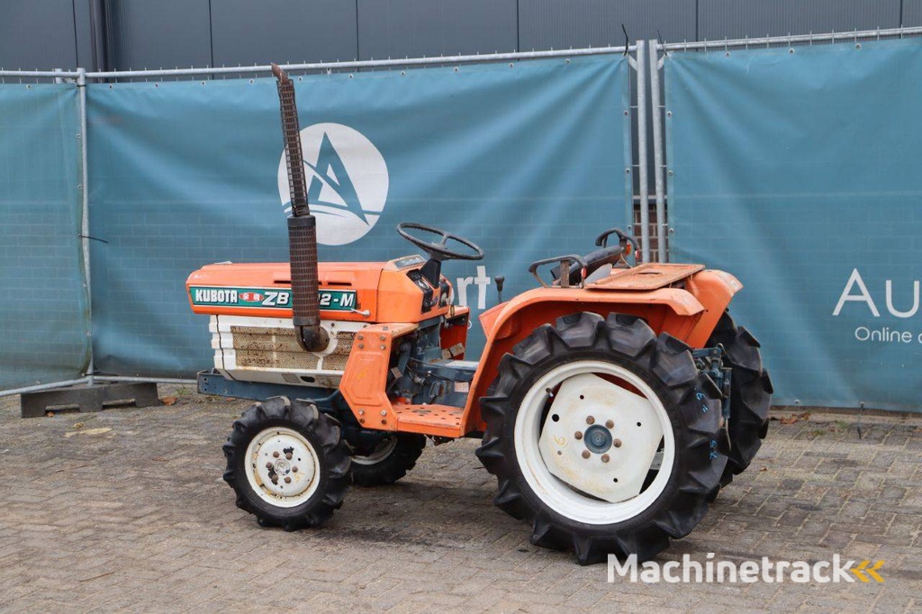 Mini tractor Kubota ZB1702-M Diesel 17hp