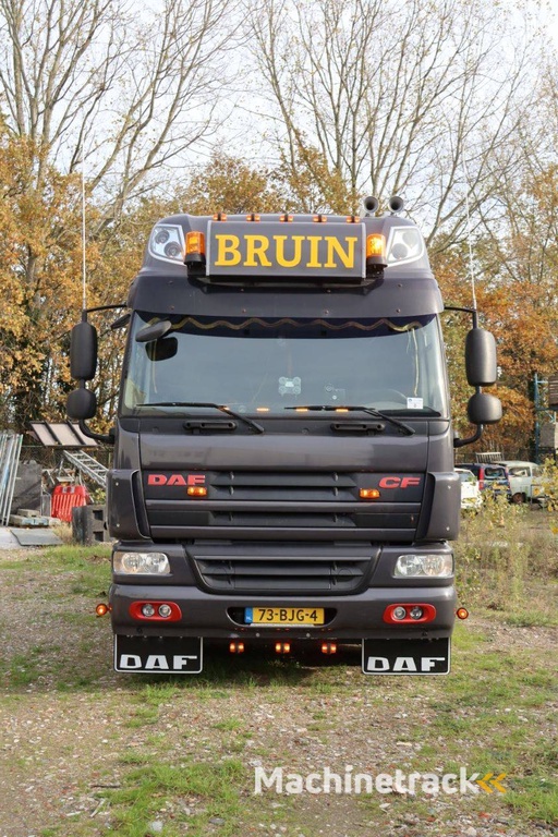 Vrachtwagen DAF FA75CF310U Diesel 2010 met platte Laadbak