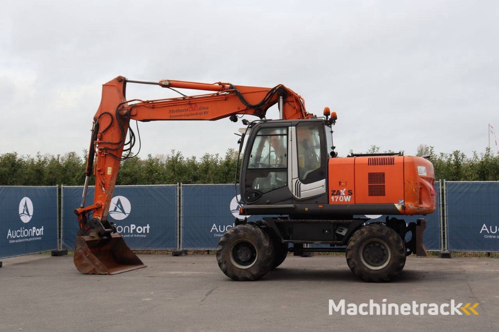 Wielgraafmachine Hitachi ZX170W-3 Diesel 104kW 2010