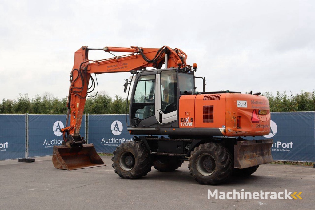 Wielgraafmachine Hitachi ZX170W-3 Diesel 104kW 2010
