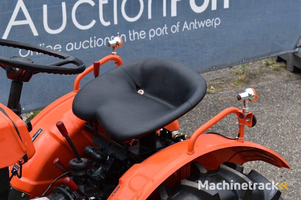 Minitractor Kubota B5000 Diesel Refit