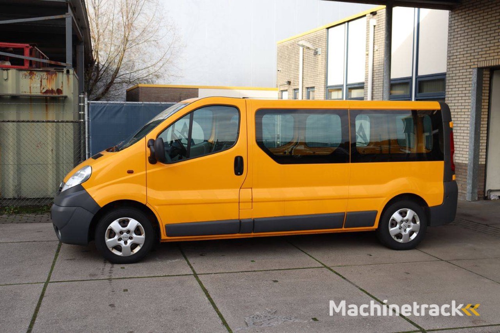 Bestelwagen Opel VIVARO Diesel 2011