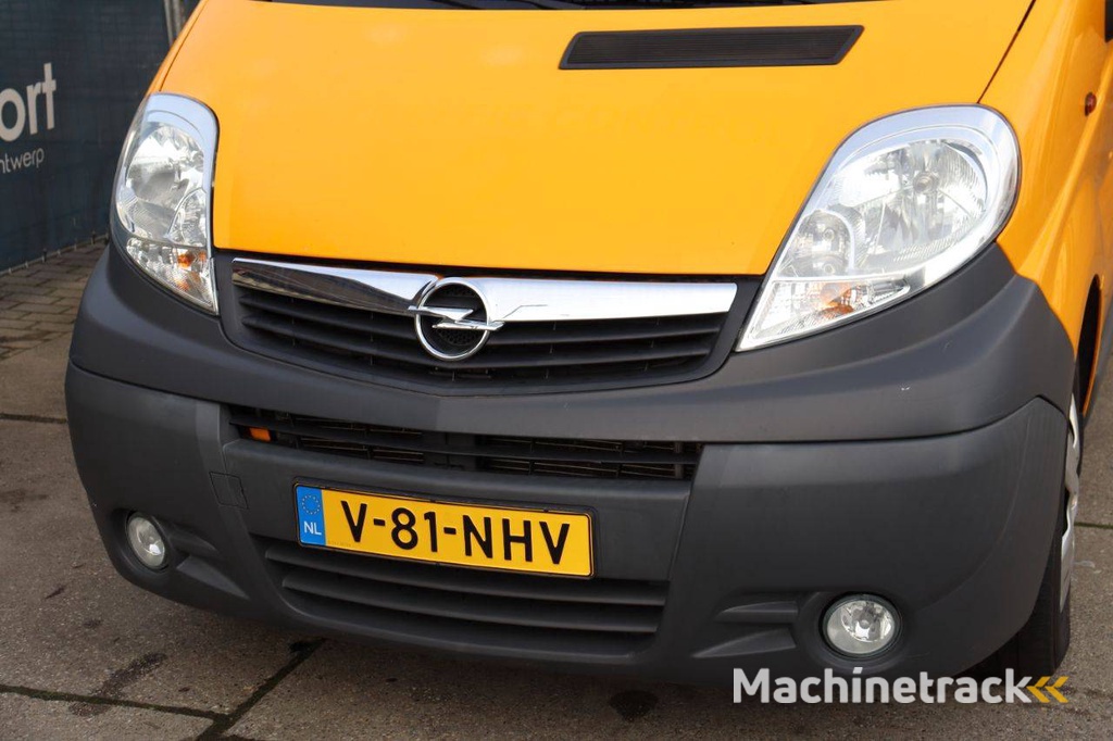 Bestelwagen Opel VIVARO Diesel 2011