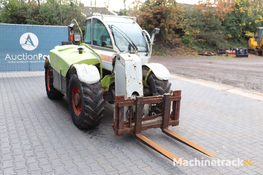 Verreiker Caterpillar 506 Diesel 2500kg 2002