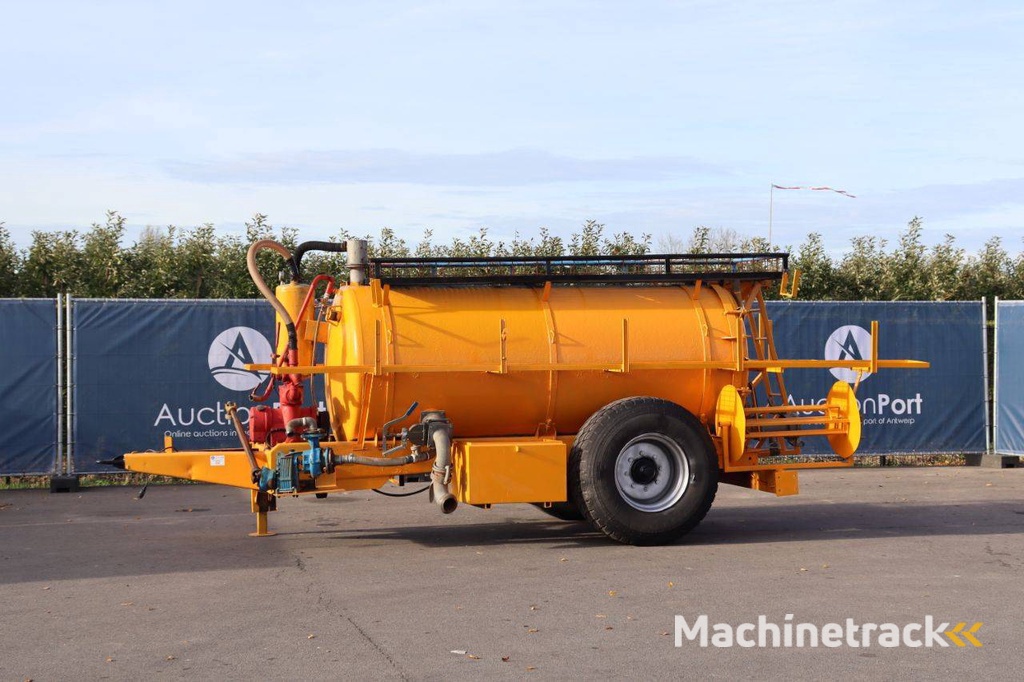 Mestverspreider Veenhuis 4200 1978