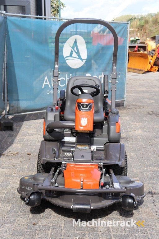 Zitmaaier Husqvarna P524X Benzine 15.6kW 2024 Nieuw
