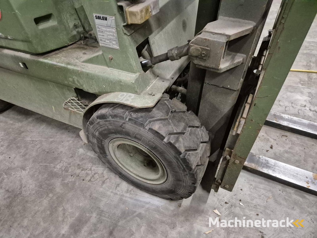 Heftruck Salev LOG 1302PDS Diesel 3000