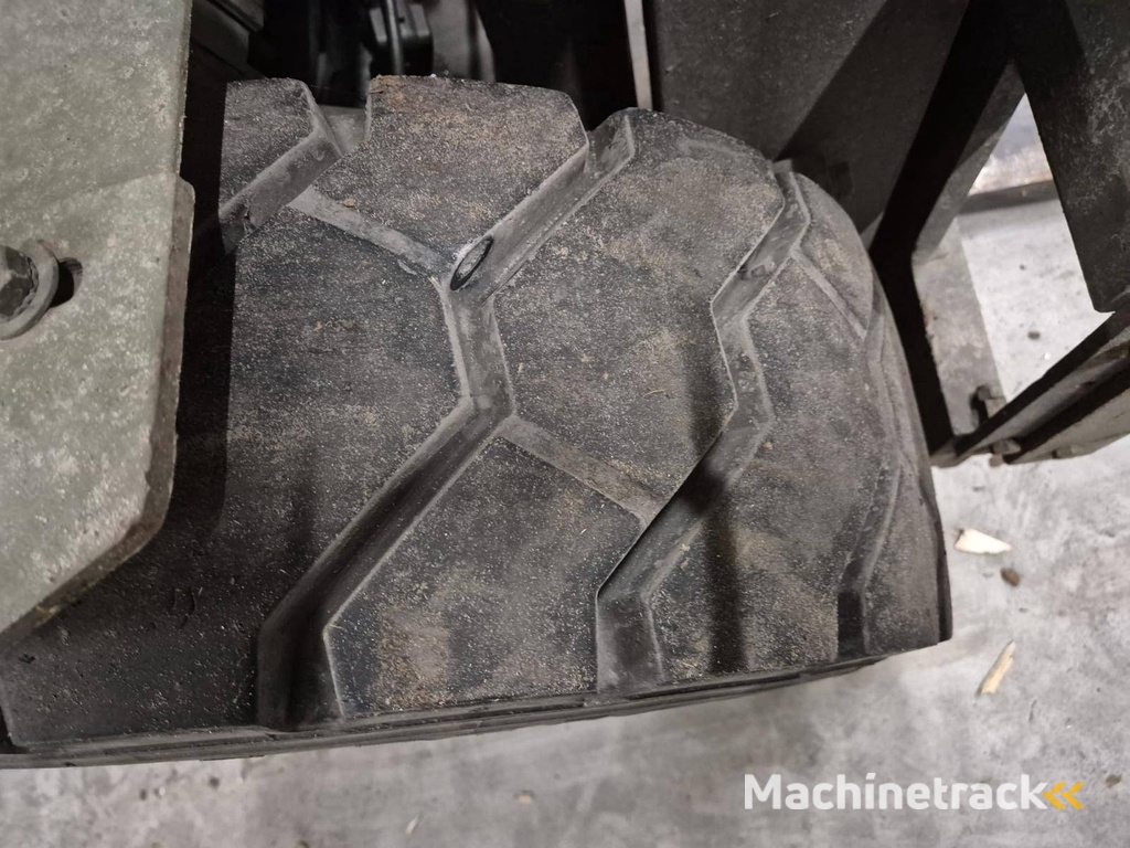 Heftruck Salev LOG 1302PDS Diesel 3000