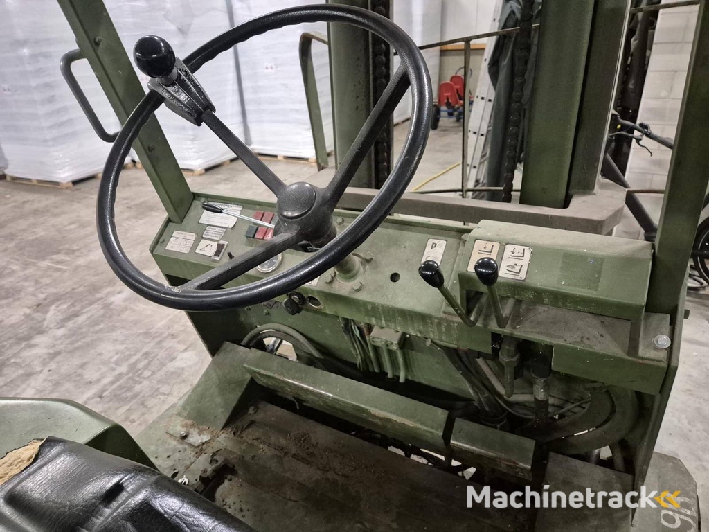 Heftruck Salev LOG 1302PDS Diesel 3000