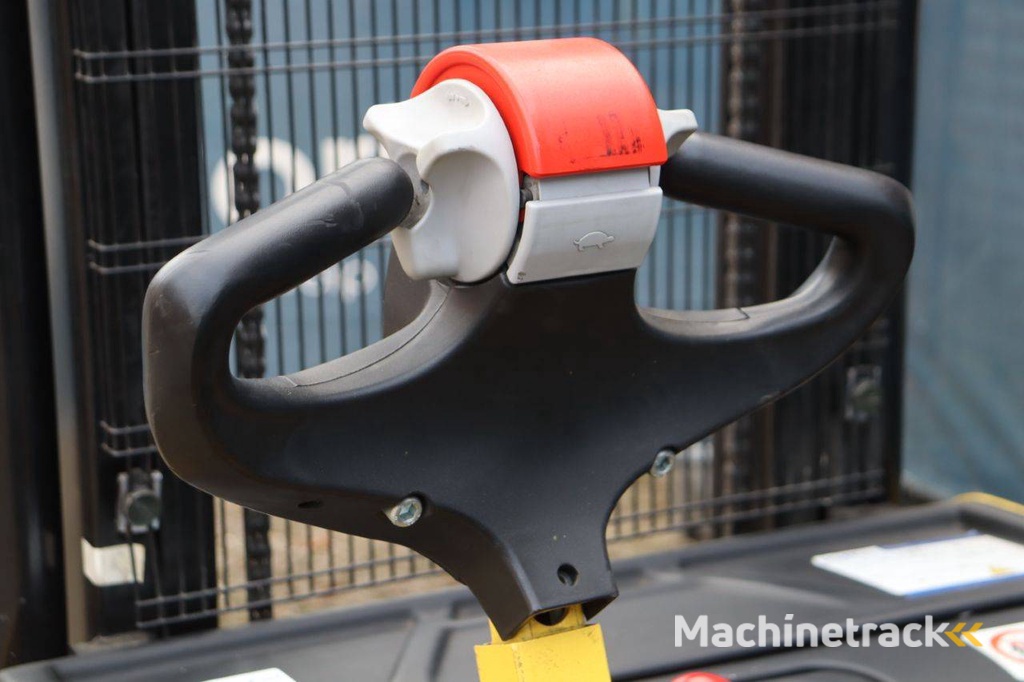 Stapelaar Hyster S1.0 AC Elektrisch 1000kg 2.8m 2014