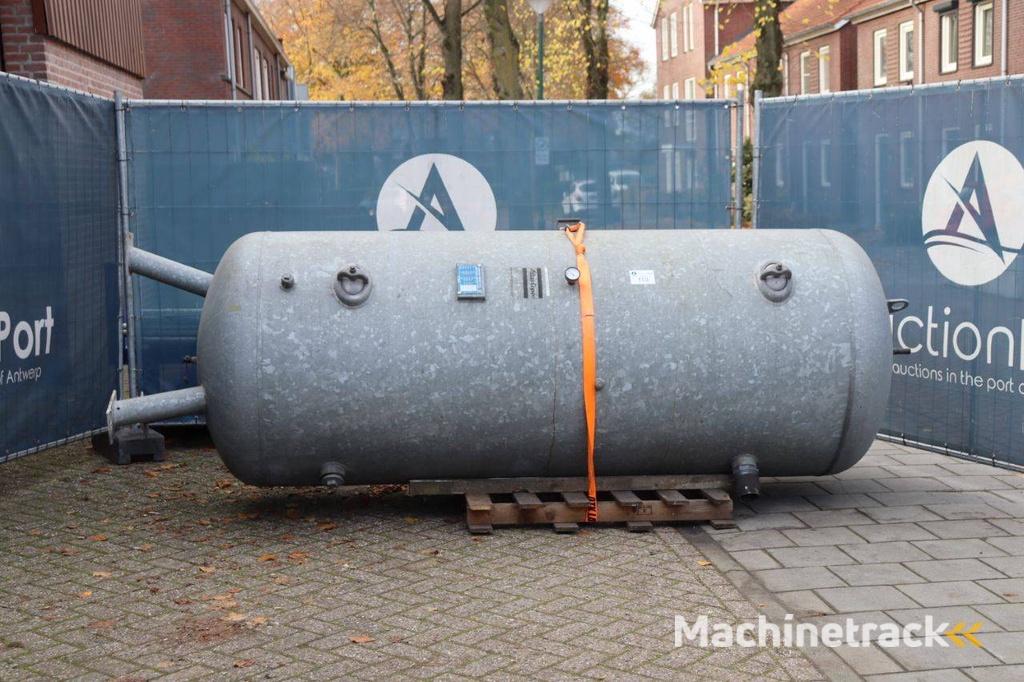 Luchtdrukketel Lohenner 3000L 2008