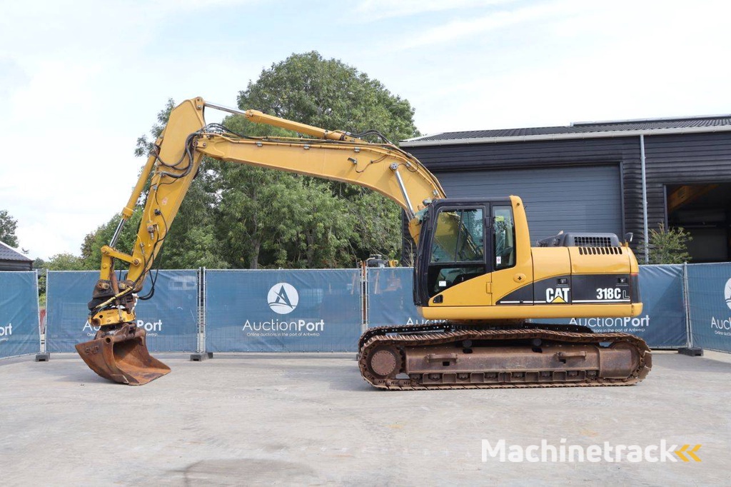 Crawler excavator Caterpillar 318C Diesel 93kW 2005