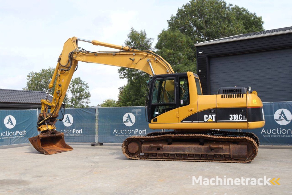 Crawler excavator Caterpillar 318C Diesel 93kW 2005