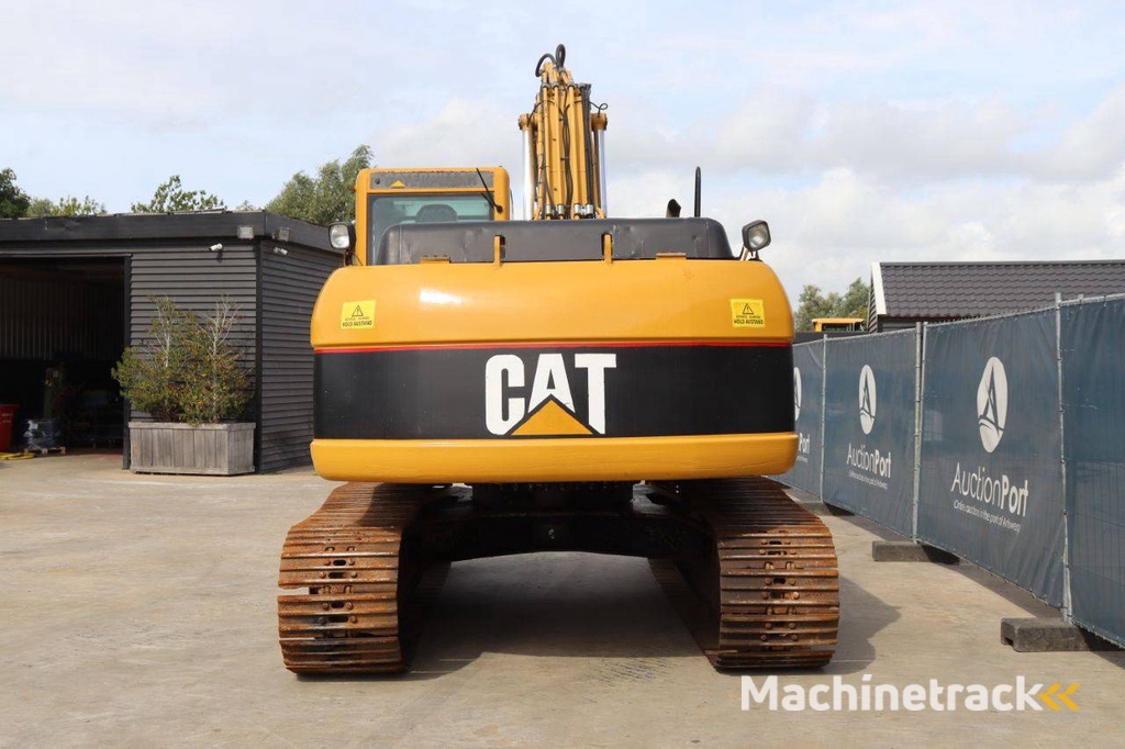 Crawler excavator Caterpillar 318C Diesel 93kW 2005