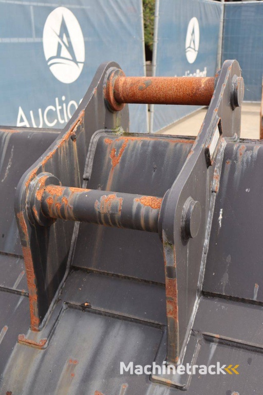 Graafbak Titan CAT320 Nieuw